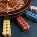 Психология момента в казино рулетке — колесо и игроки